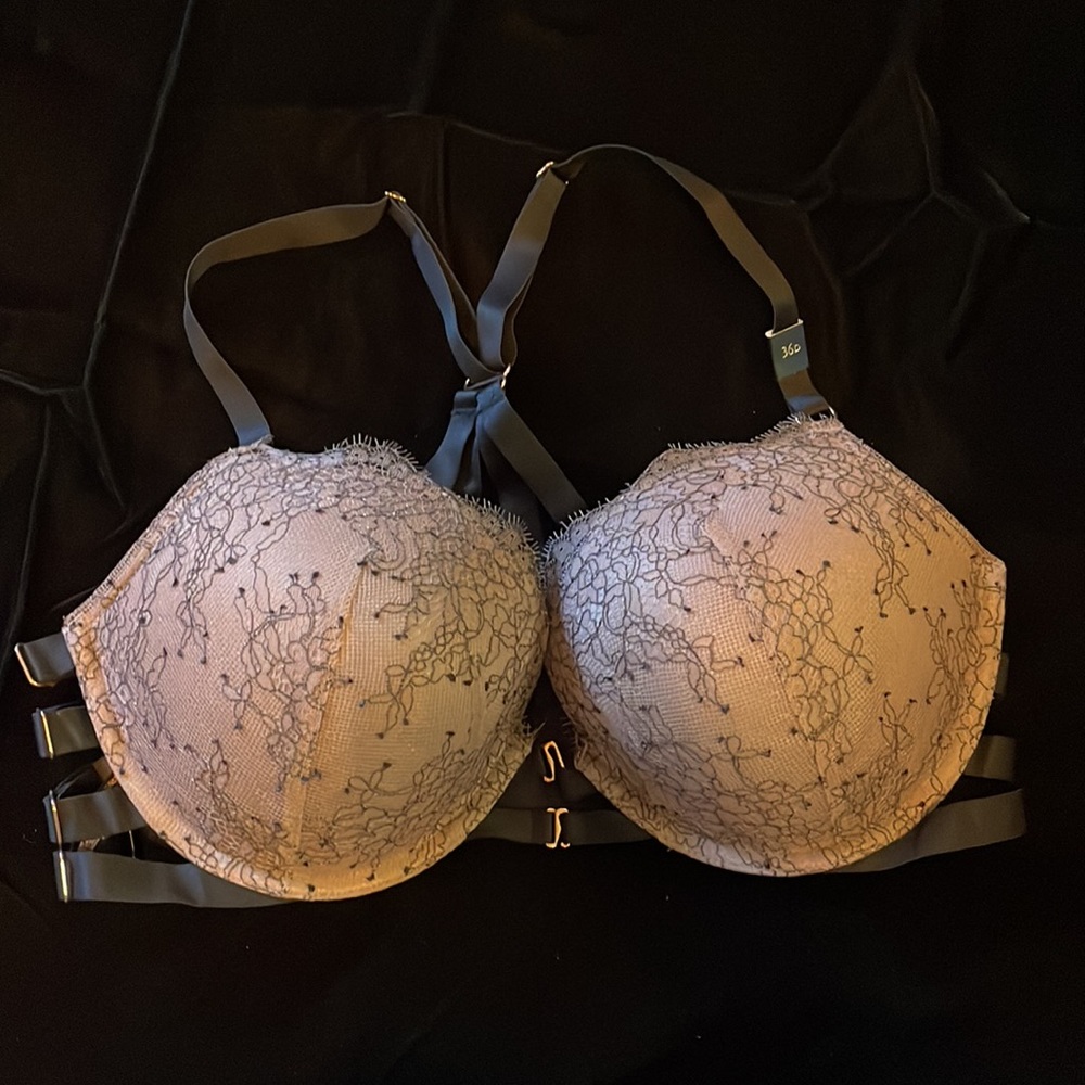 Victoria’s Secret Very Sexy Push Up Bra